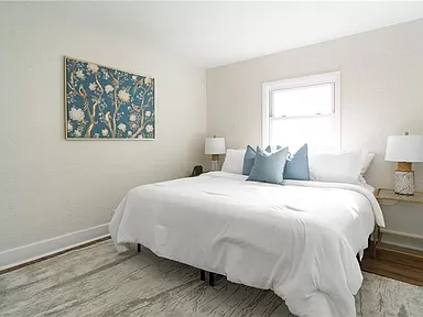 096e288460f7c110bb4e6453f07f85be-cc_ft_384