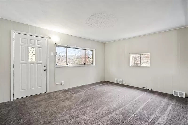 3f384dc0e26251132182a48af233b220-uncropped_scaled_within_1536_1152