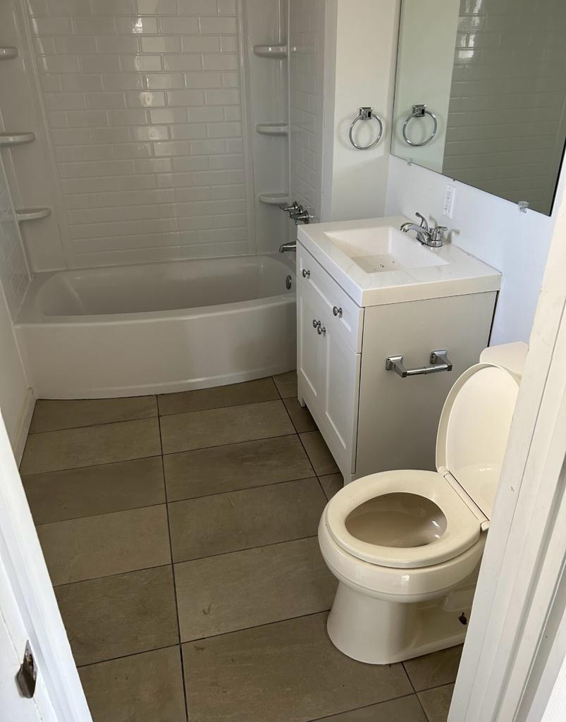 WhatsApp Image 2023-11-27 at 16.49.06