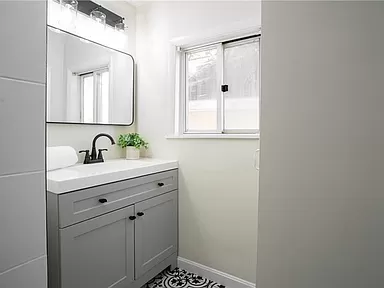 a4273c31c07fff51242d16d450288288-cc_ft_384