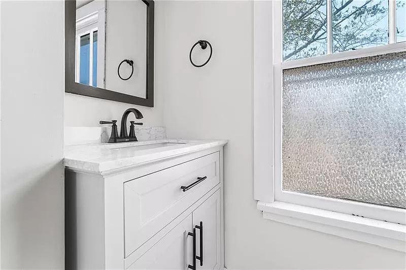 acaaeb6b8d81c86507ff2cb27b04e3d7-uncropped_scaled_within_1536_1152