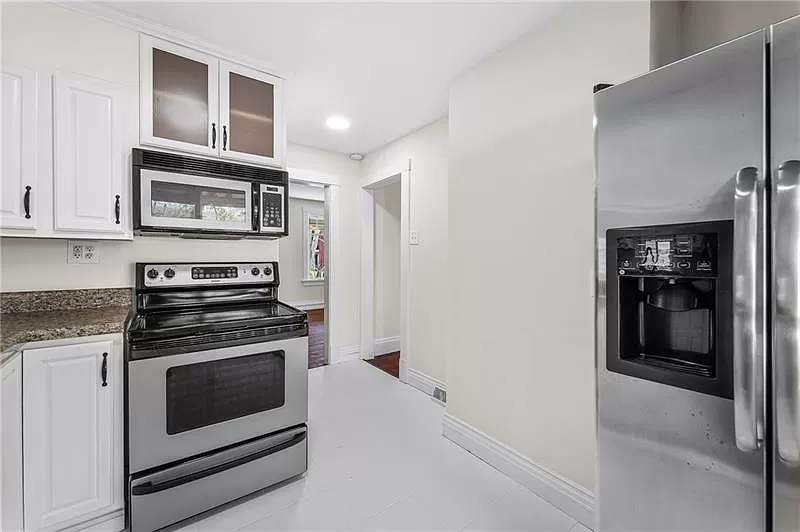 e14c156882f0e81251eee85c63b741d2-uncropped_scaled_within_1536_1152